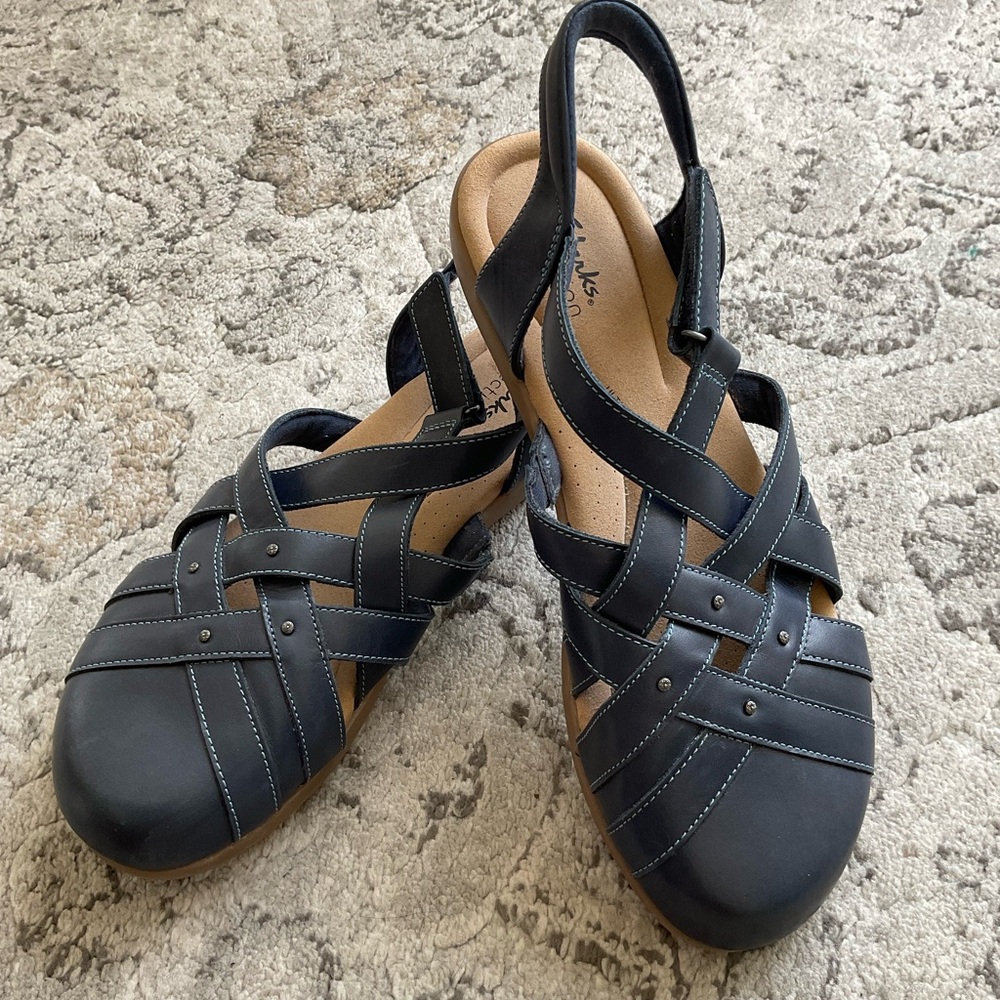 Clarks Elizabelle Sea Fisherman Sandal